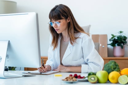 IA para tomar notas médicas: cómo ahorrar tiempo