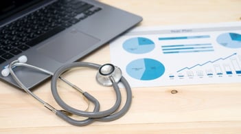 Atrae, convierte y fideliza: El poder de la experiencia del paciente en tu clínica