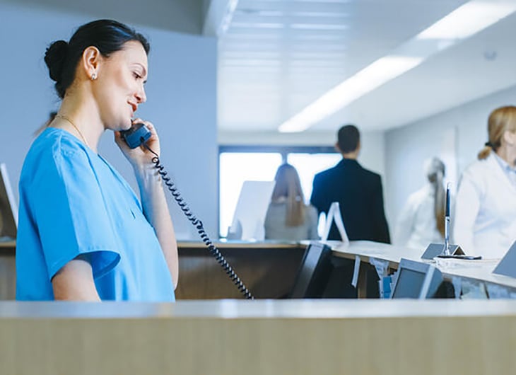 Telefonia VoIP para clínicas - o que é e porque é importante - Doctoralia-1