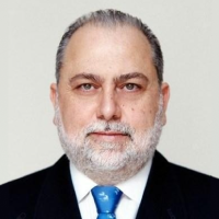 Dr. Juan Carlos López · Reumatólogo